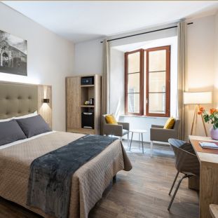 Ferrara hotel room