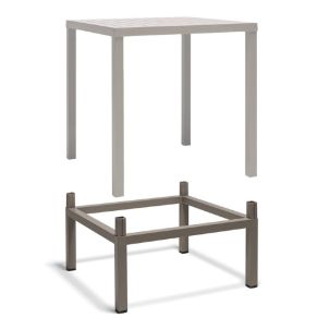  Cube bar table